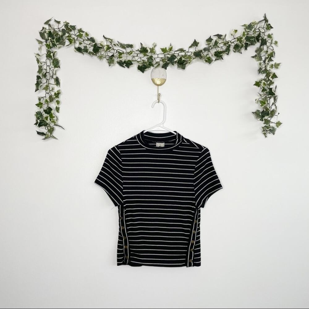 FREE PEOPLE WE THE FREE Black Short Sleeve Striped Shirt Mock Neck Size Medium